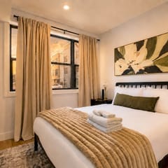 Light-Filled 1BR Near Capitol Hill & Union Market